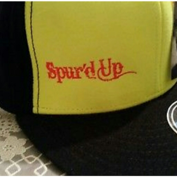 Spur'd Up flex fit cap - Picture 2 of 3